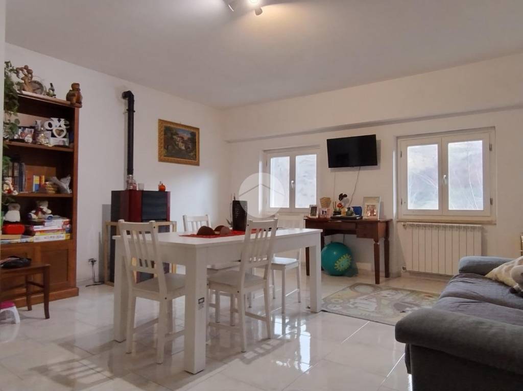 appartamento in vendita ad Affile