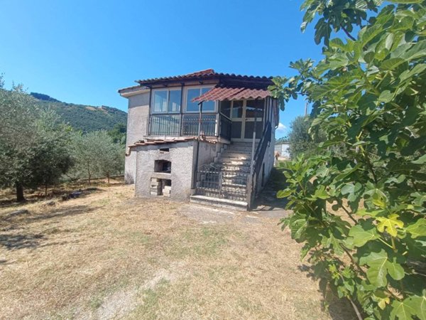 casa indipendente in vendita ad Affile