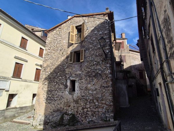 appartamento in vendita ad Agosta