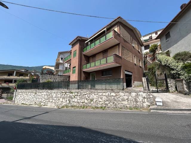 appartamento in vendita ad Agosta