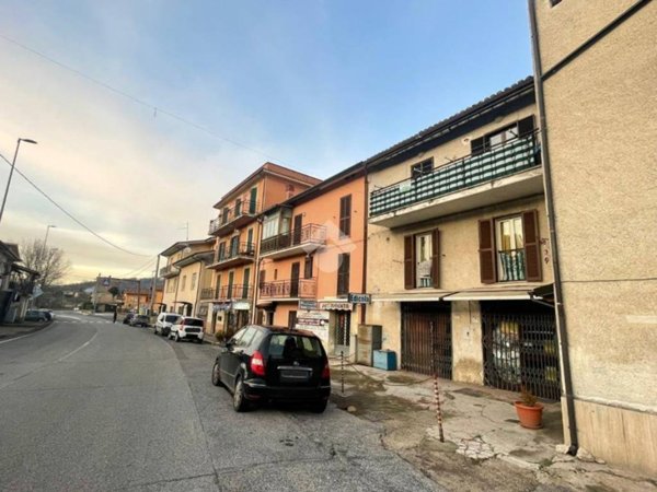 appartamento in vendita ad Agosta in zona Madonna della Pace