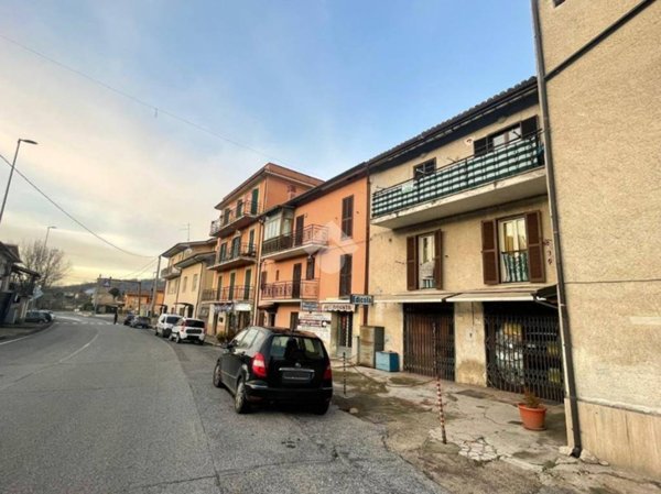 appartamento in vendita ad Agosta in zona Madonna della Pace