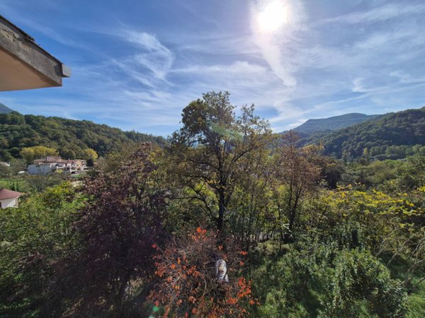 appartamento in vendita ad Agosta in zona Tostini