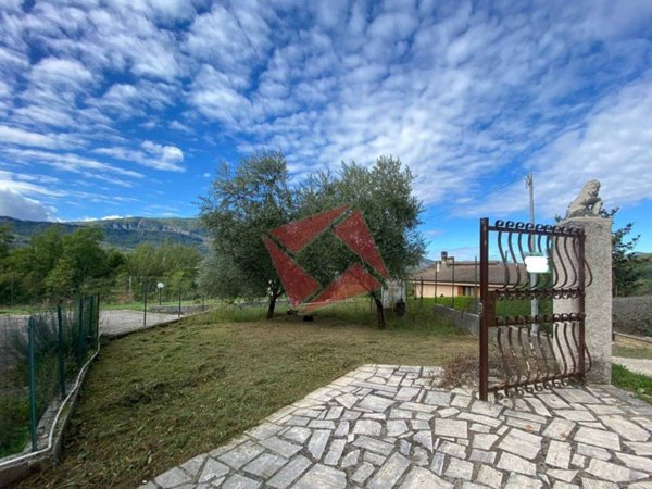 casa indipendente in vendita ad Agosta