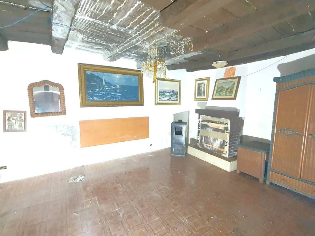 appartamento in vendita ad Agosta