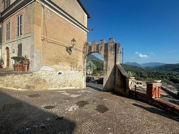 appartamento in vendita ad Agosta