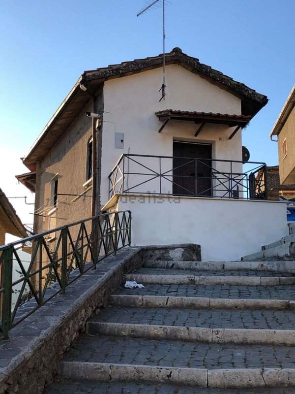 appartamento in vendita ad Agosta