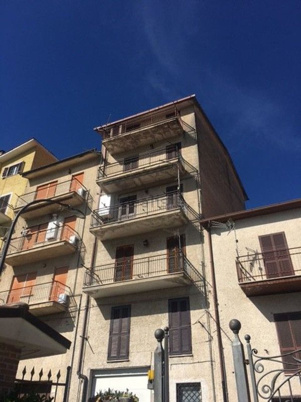 appartamento in vendita ad Agosta