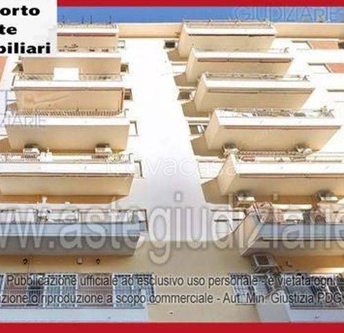 appartamento in vendita ad Agosta