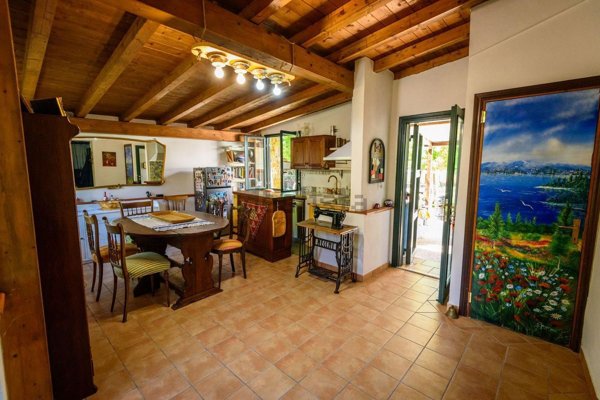 appartamento in vendita ad Agosta