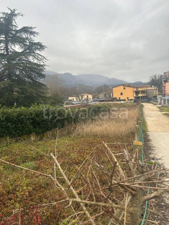negozio in vendita ad Agosta