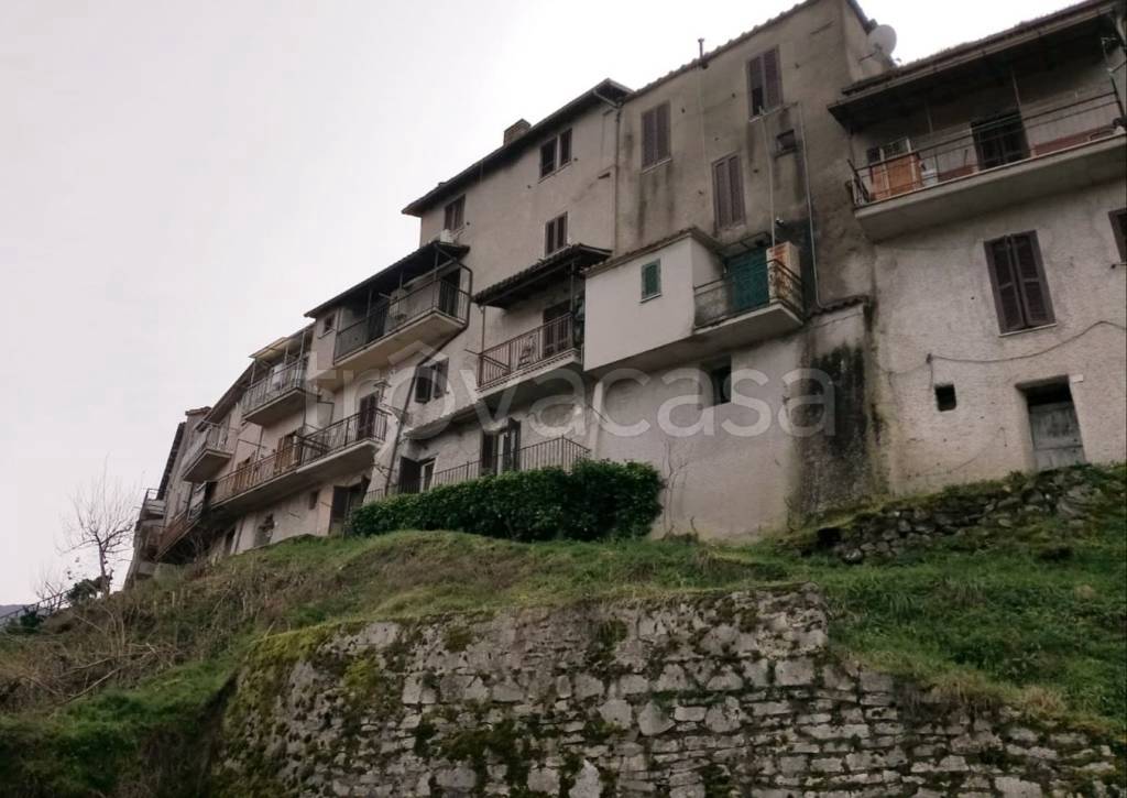 appartamento in vendita ad Agosta