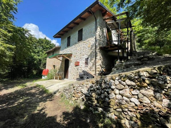casa indipendente in vendita ad Agosta