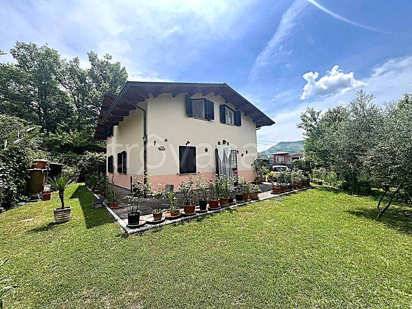 casa indipendente in vendita ad Agosta in zona La Vasca