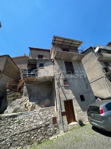 appartamento in vendita ad Agosta