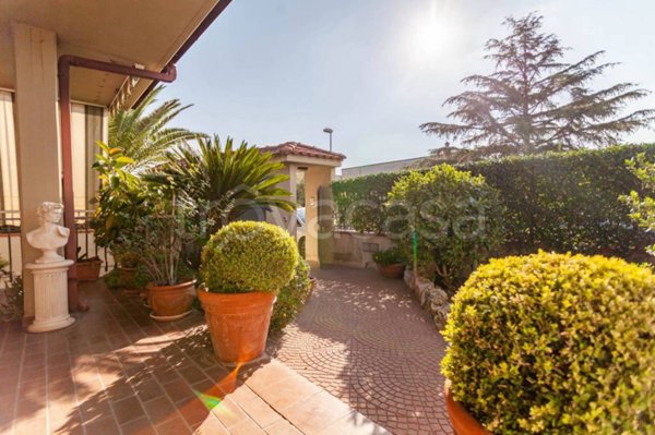 casa indipendente in vendita ad Albano Laziale in zona Marfoli