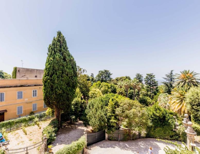 appartamento in vendita ad Albano Laziale