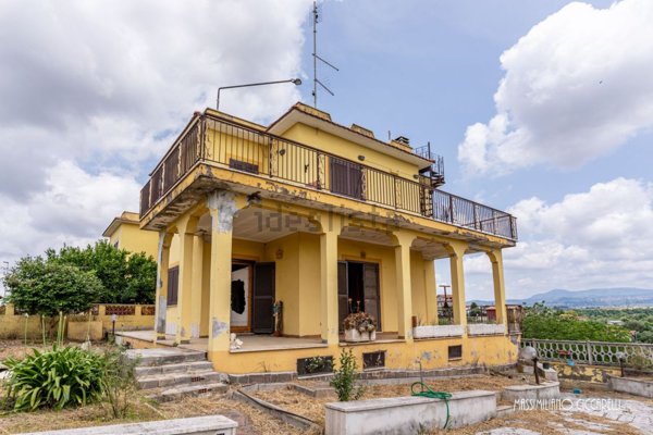 villa in vendita ad Albano Laziale in zona Cecchina