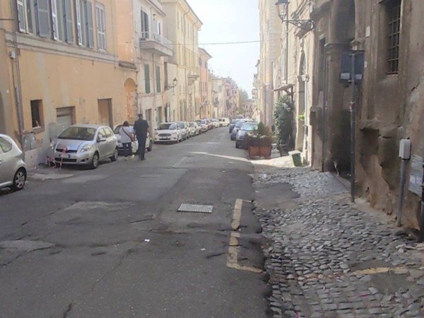 negozio in vendita ad Albano Laziale