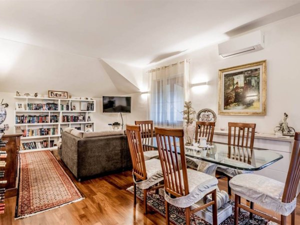 appartamento in vendita ad Albano Laziale in zona Pavona