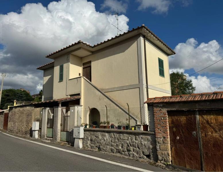casa indipendente in vendita ad Albano Laziale