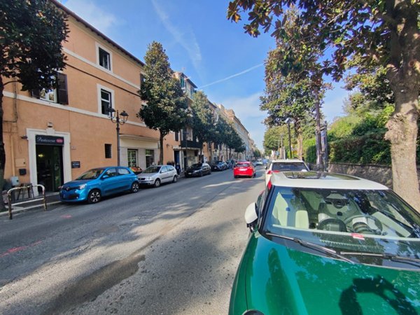 appartamento in vendita ad Albano Laziale