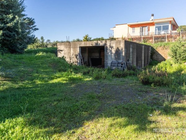 casa indipendente in vendita ad Albano Laziale in zona Cecchina