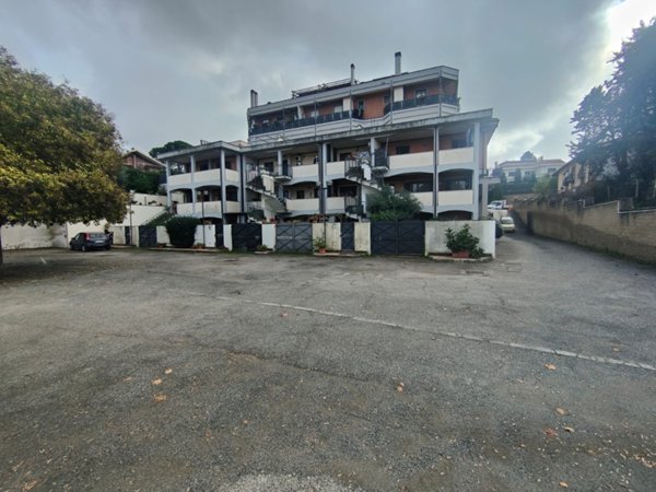appartamento in vendita ad Albano Laziale