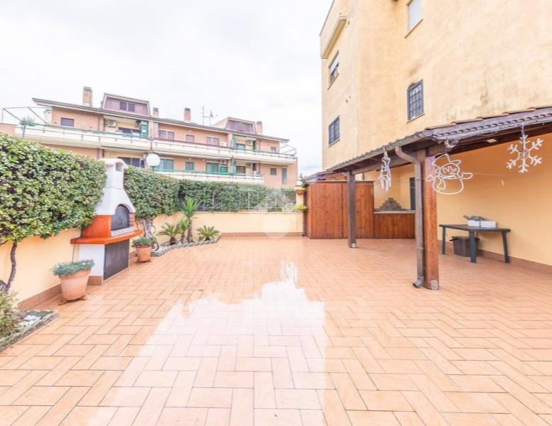 appartamento in vendita ad Albano Laziale