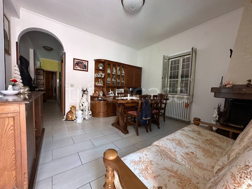 appartamento in vendita ad Albano Laziale in zona Cecchina