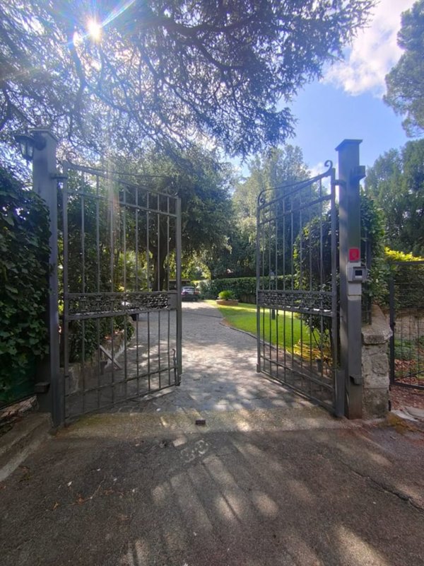 casa indipendente in vendita ad Albano Laziale