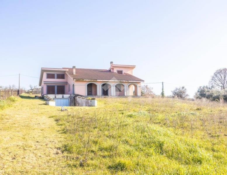casa indipendente in vendita ad Albano Laziale