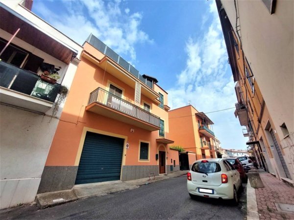casa indipendente in vendita ad Albano Laziale in zona Cecchina