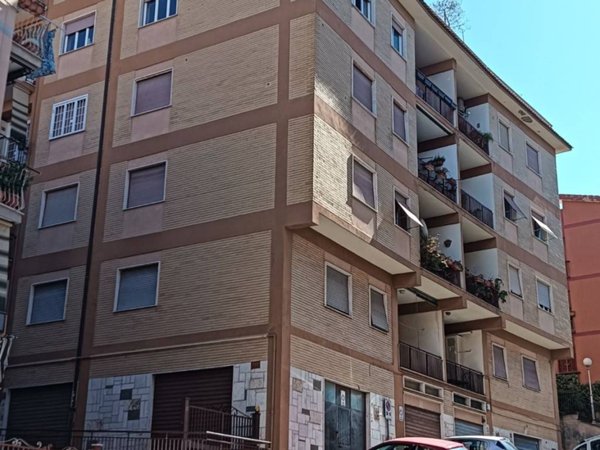 appartamento in vendita ad Albano Laziale
