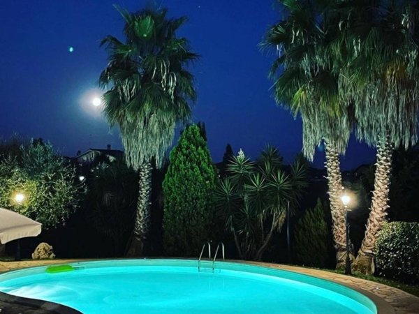 casa indipendente in vendita ad Albano Laziale