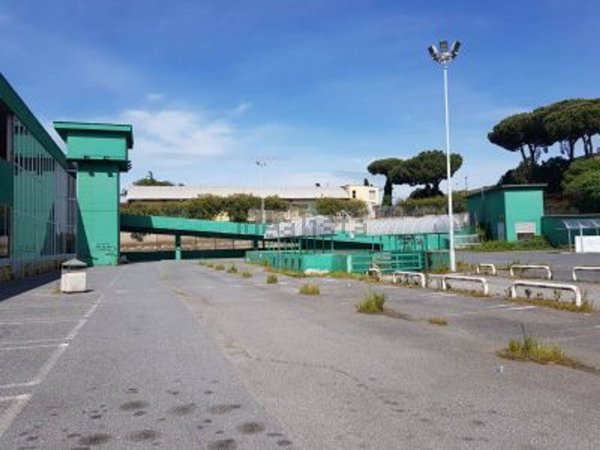 locale di sgombero in vendita ad Albano Laziale