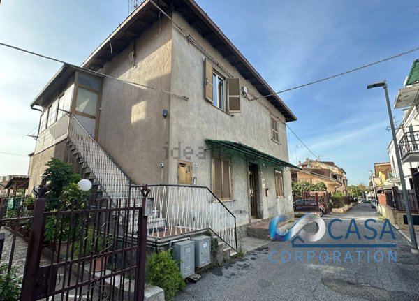 appartamento in vendita ad Albano Laziale in zona Marfoli