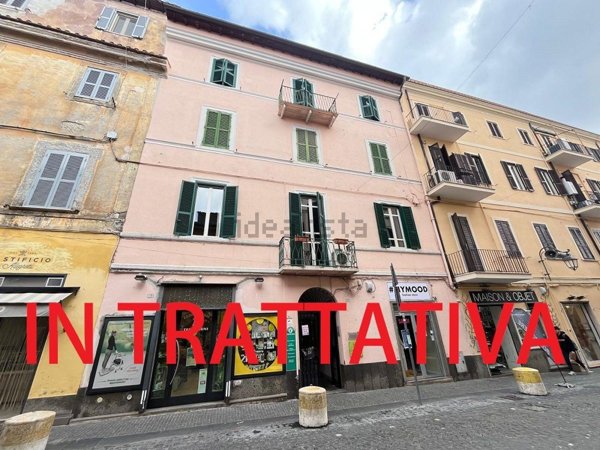 locale di sgombero in vendita ad Albano Laziale