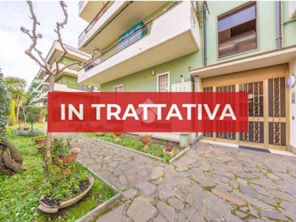 appartamento in vendita ad Albano Laziale in zona Pavona