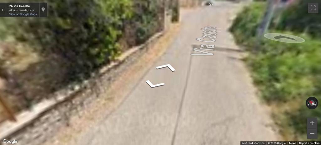 appartamento in vendita ad Albano Laziale in zona Pavona