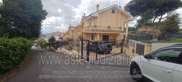 casa indipendente in vendita ad Albano Laziale
