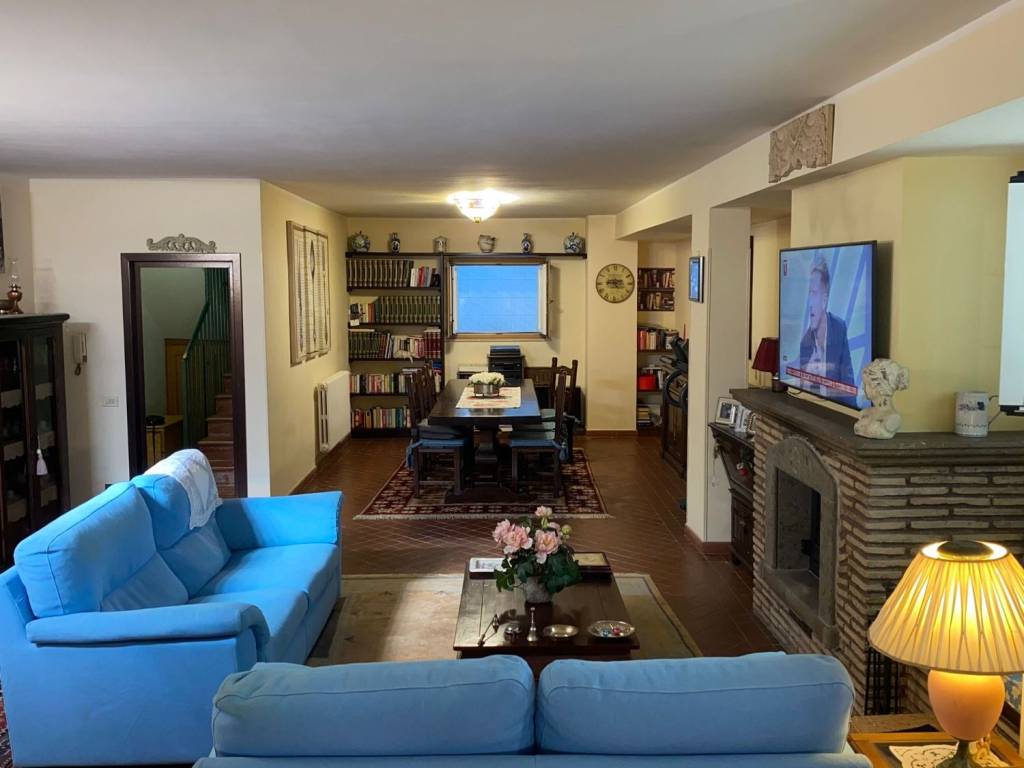 casa indipendente in vendita ad Albano Laziale