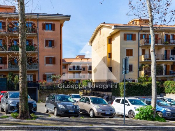 appartamento in vendita ad Albano Laziale