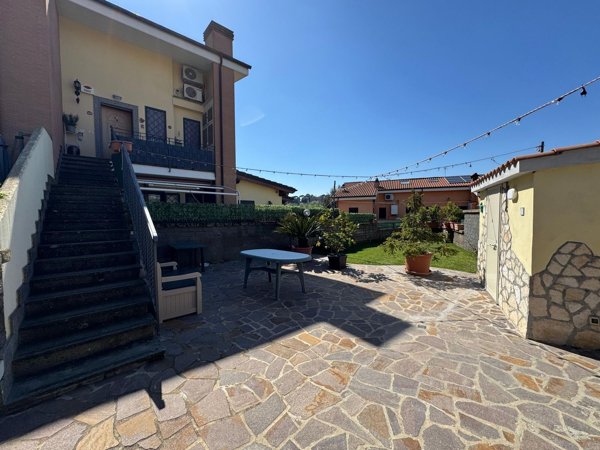 appartamento in vendita ad Albano Laziale