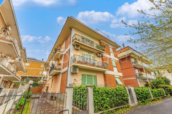 appartamento in vendita ad Albano Laziale