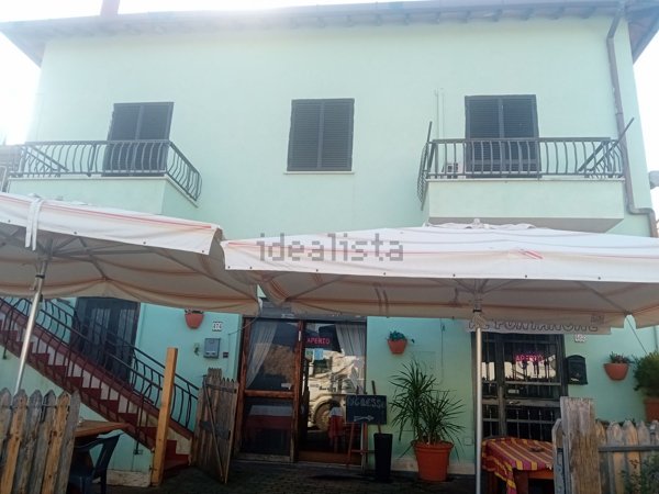 appartamento in vendita ad Albano Laziale in zona Cecchina
