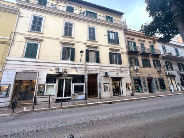 appartamento in vendita ad Albano Laziale