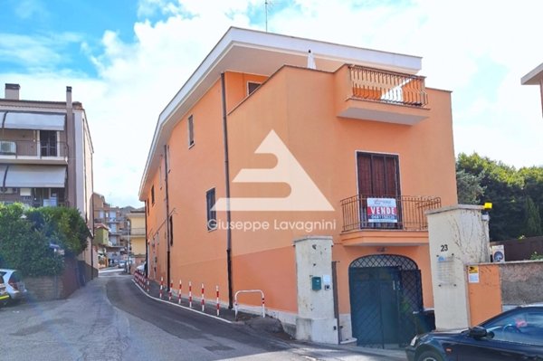 appartamento in vendita ad Albano Laziale