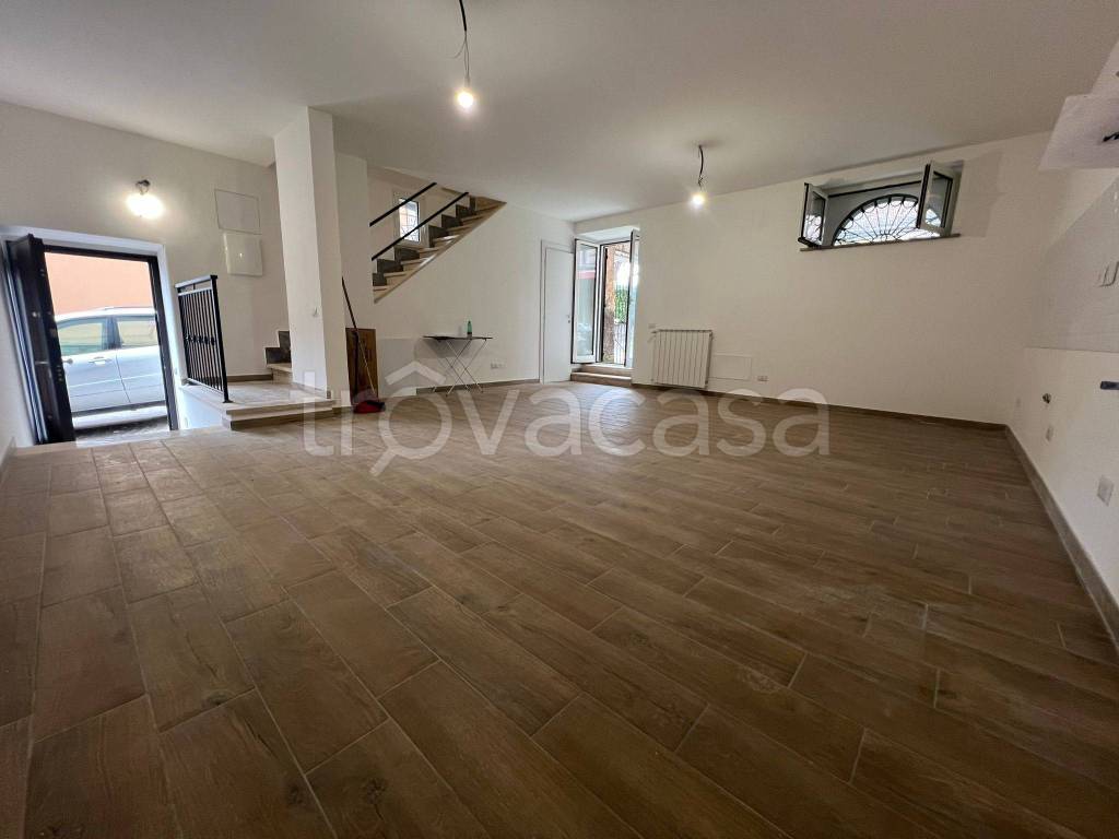 casa indipendente in vendita ad Albano Laziale