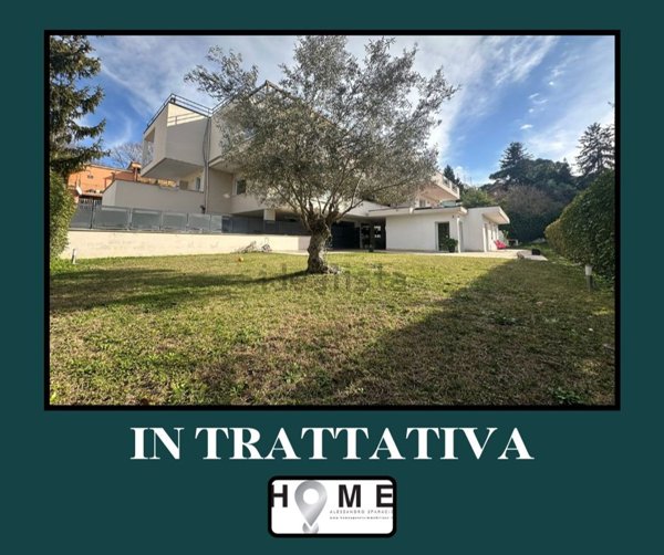 casa indipendente in vendita ad Albano Laziale